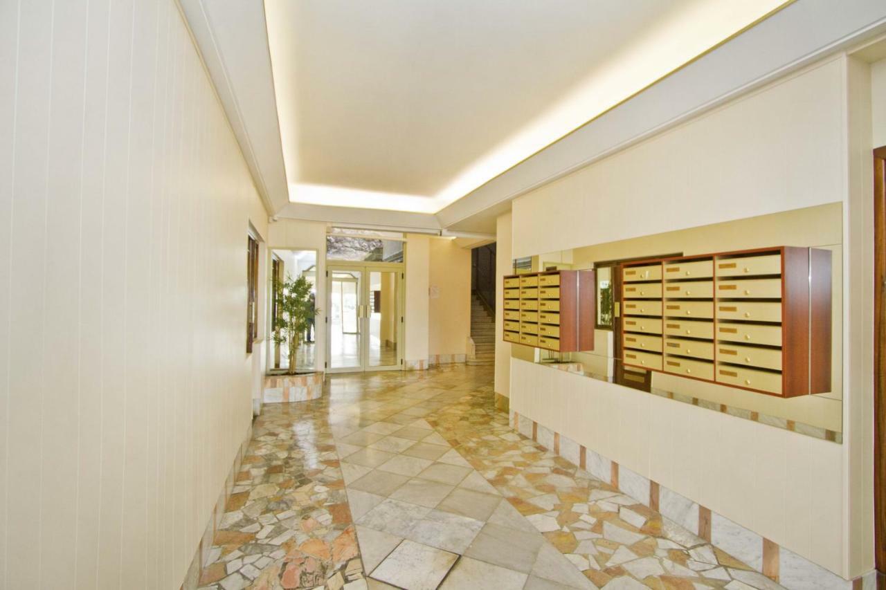 Promenade Holiday - Old Town Panoramic Nisa Exterior foto